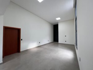 WhatsApp Image 2025-05-28 at 10.57.33 (1)