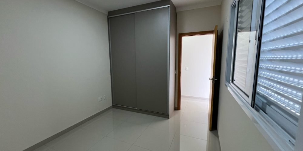 WhatsApp Image 2025-04-23 at 11.12.34 (3)