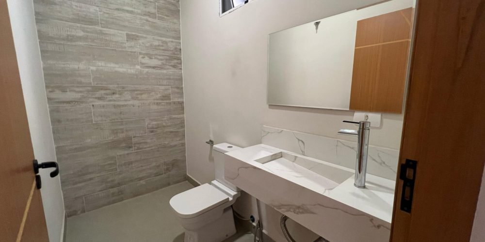 WhatsApp Image 2025-04-25 at 19.12.15