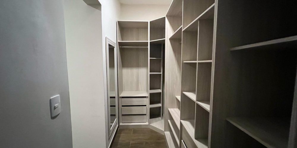 WhatsApp Image 2025-04-25 at 19.12.45