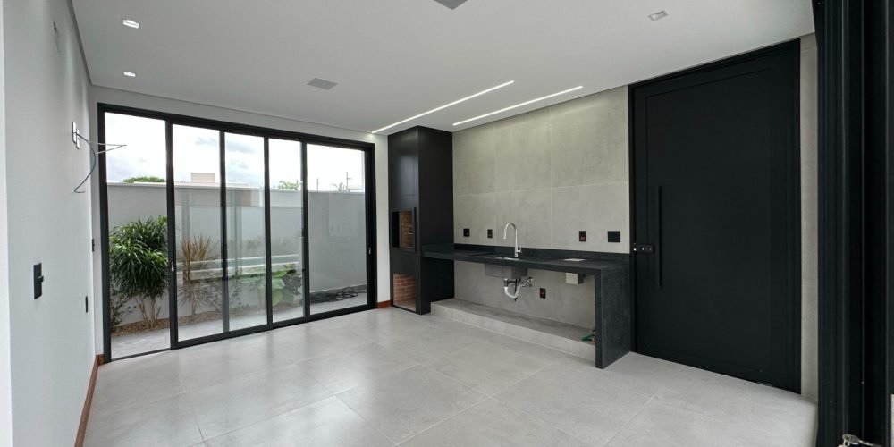 WhatsApp Image 2025-04-29 at 12.20.30 (10)