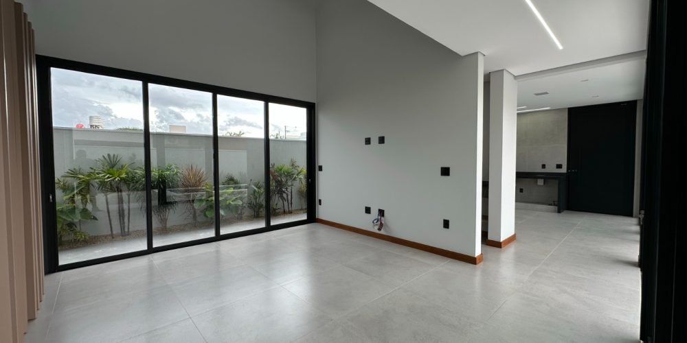 WhatsApp Image 2025-04-29 at 12.20.36 (17)