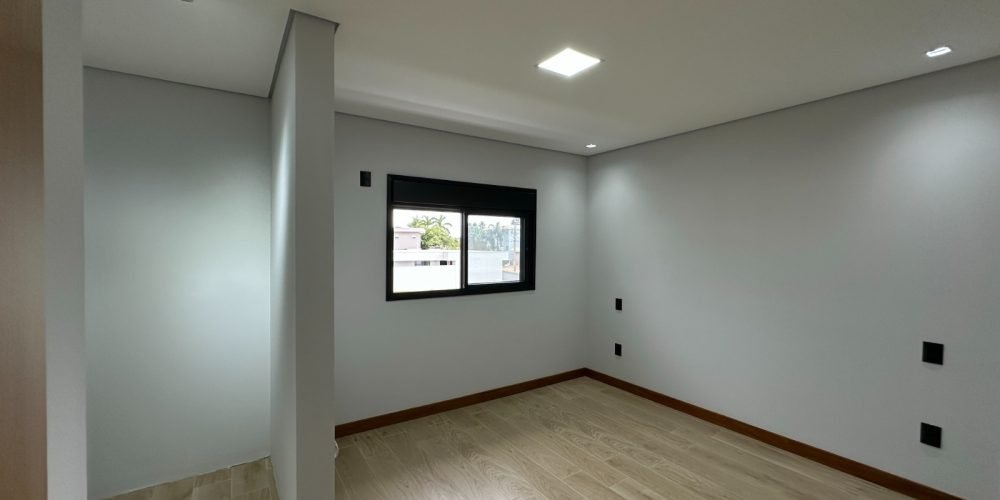 WhatsApp Image 2025-04-29 at 12.20.36 (8)