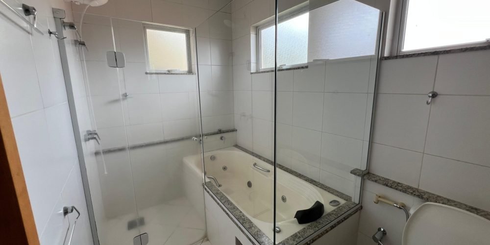 WhatsApp Image 2025-06-05 at 16.04.43 (2)