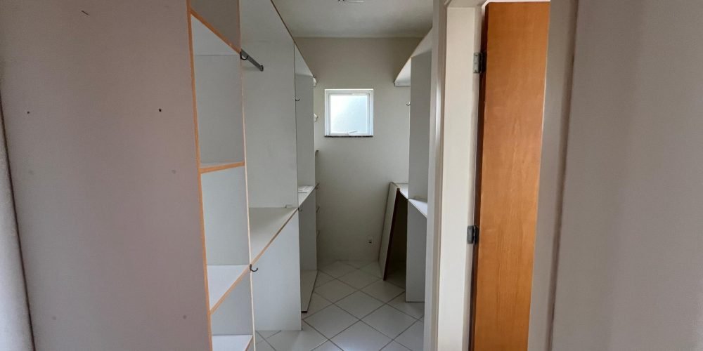 WhatsApp Image 2025-06-05 at 16.04.44 (1)