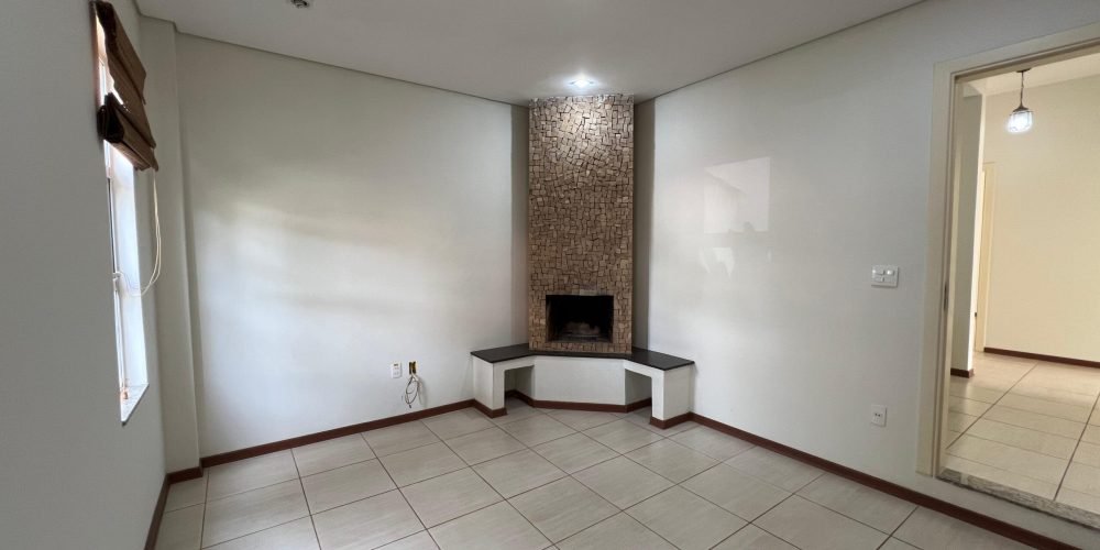 WhatsApp Image 2025-06-05 at 16.04.46 (1)