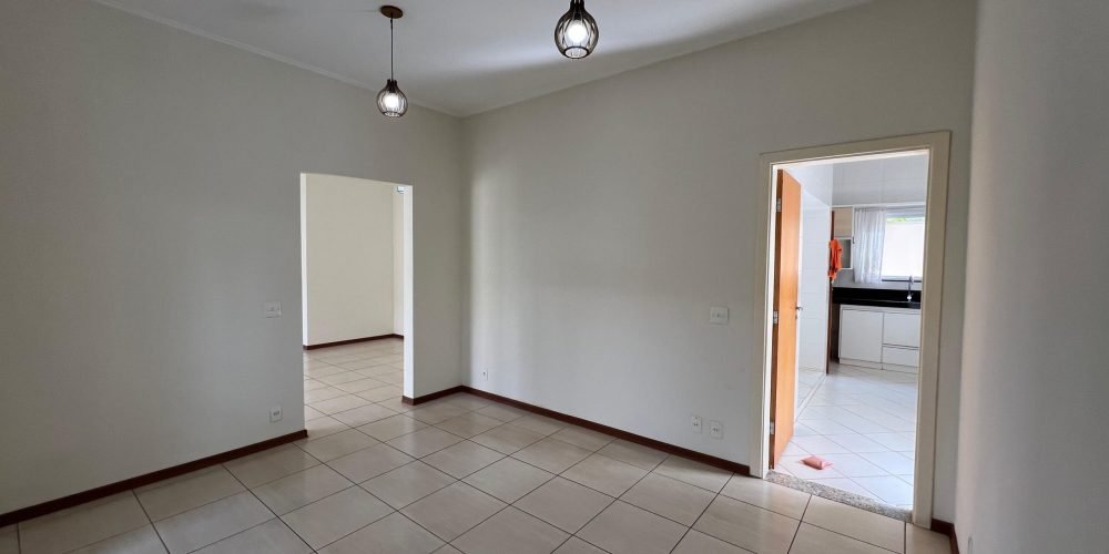 WhatsApp Image 2025-06-05 at 16.04.48 (1)