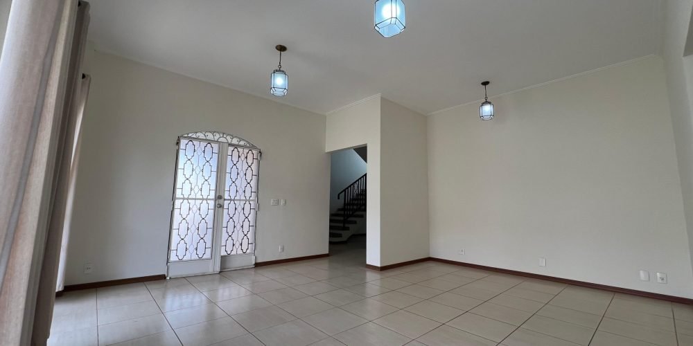 WhatsApp Image 2025-06-05 at 16.05.37